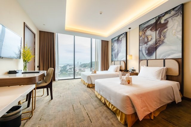 Phòng Deluxe Twin Room With City View